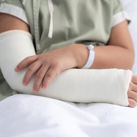 Traumatologie - Mission et programmes - Hôpital de Montréal pour enfants